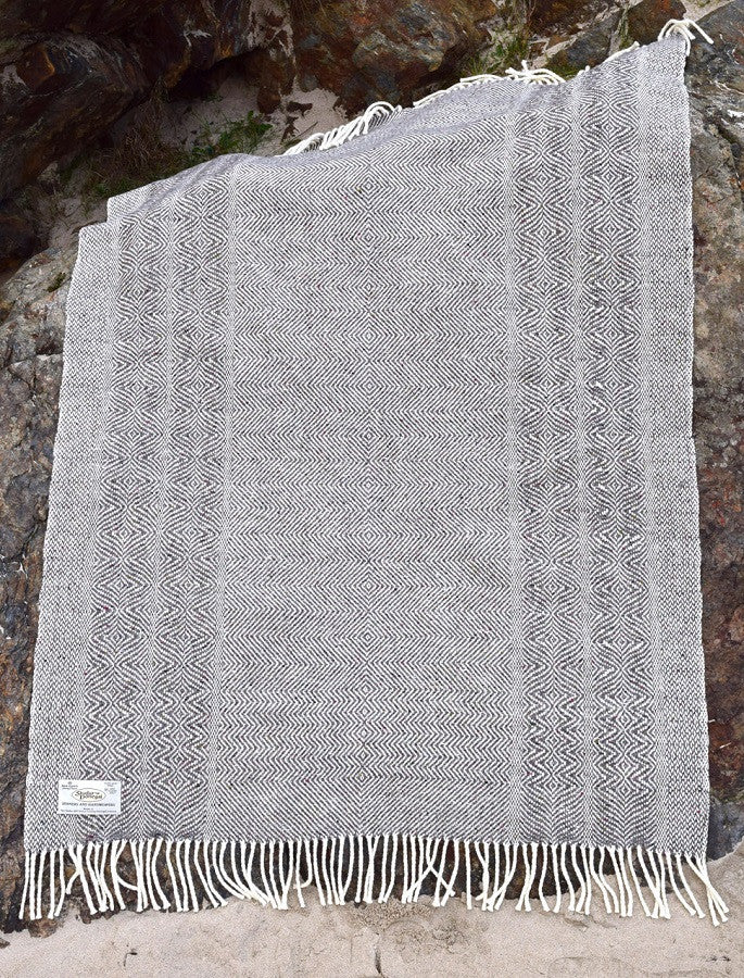 Donegal Tweed Large Undulating Twill Throw - Granite