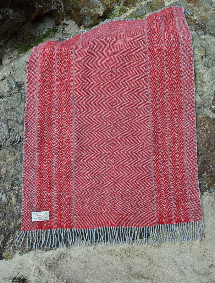 Donegal Tweed Large Undulating Twill Throw - Poppy