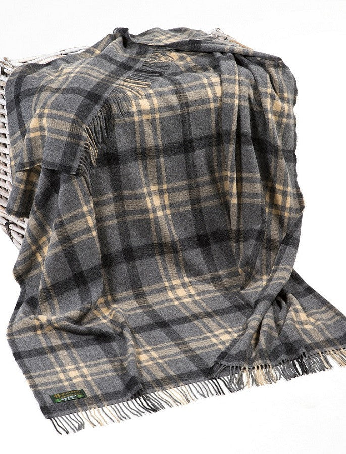 Lambswool Plaid Throw - Charcoal Beige Black