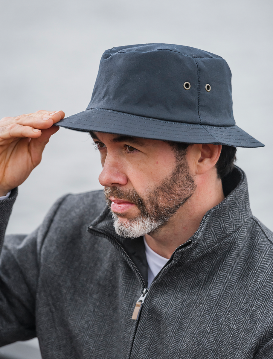 Waxed Walking Hat - Navy