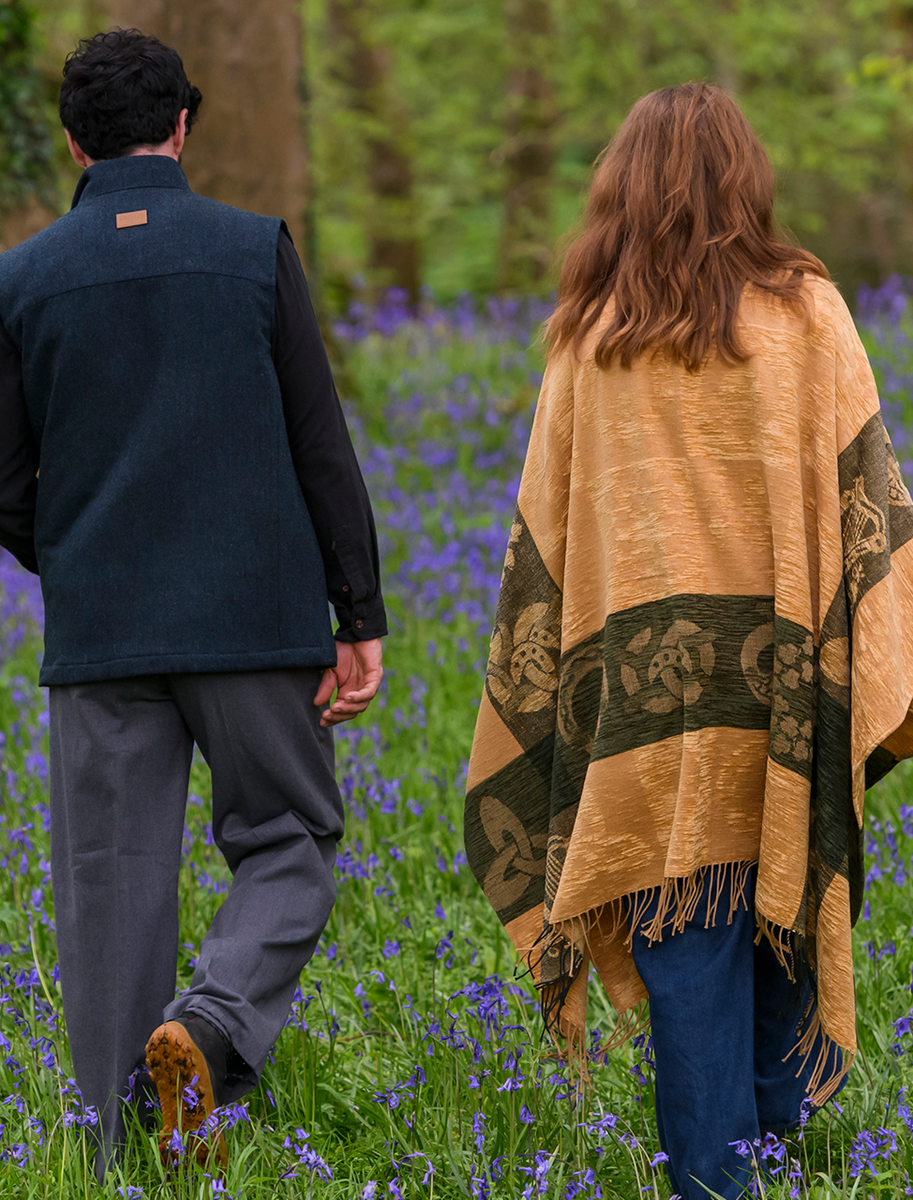 Celtic Dara Knot Ruana Wrap - Woodland