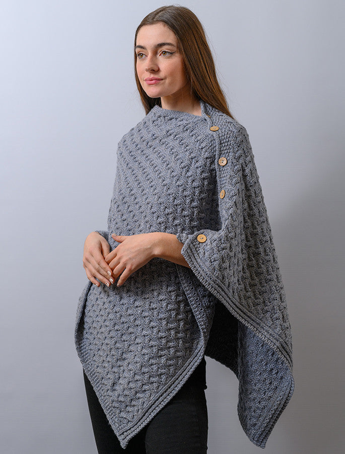 Extra Soft Trellis Poncho - Ocean Grey