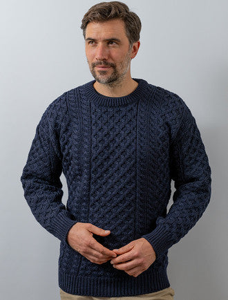 Mens Heavyweight Traditional Aran Wool Sweater - Navy