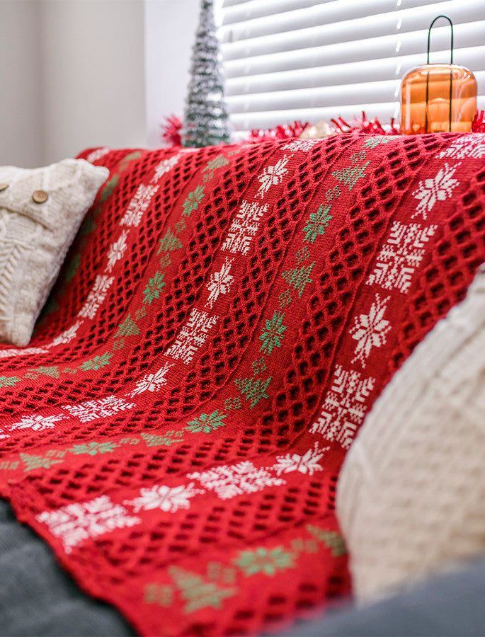 Aran Cable Christmas Throw