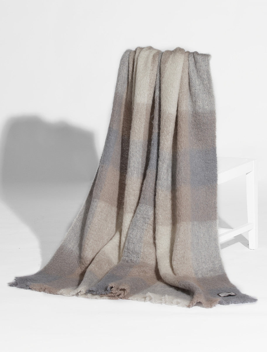 Mohair Throw - Barna Woods