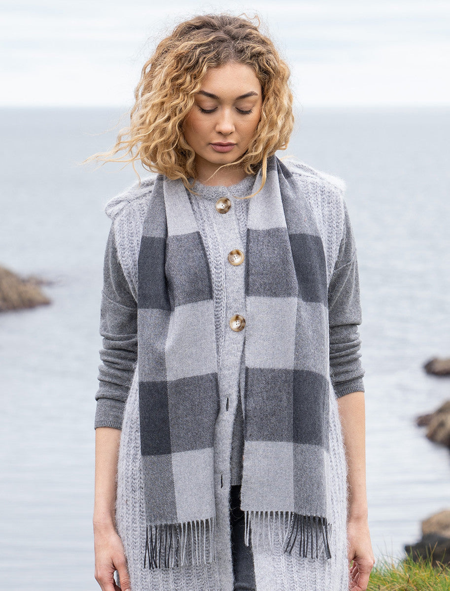 Fine Merino Plaid Scarf - Shades of Grey