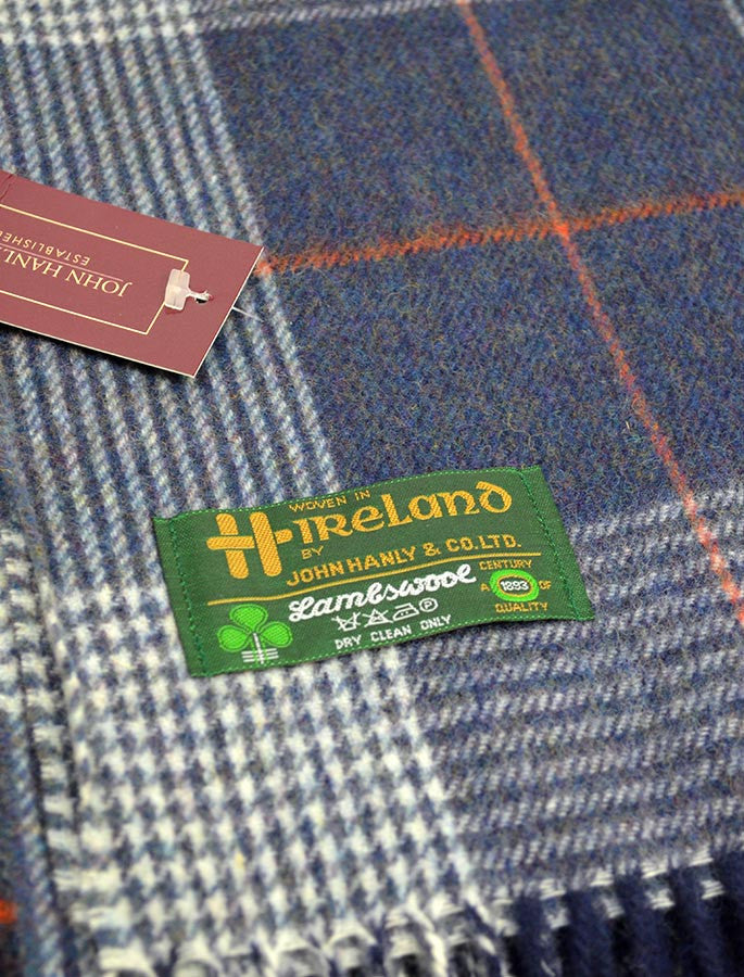 Lambswool Plaid Throw - Navy Grey