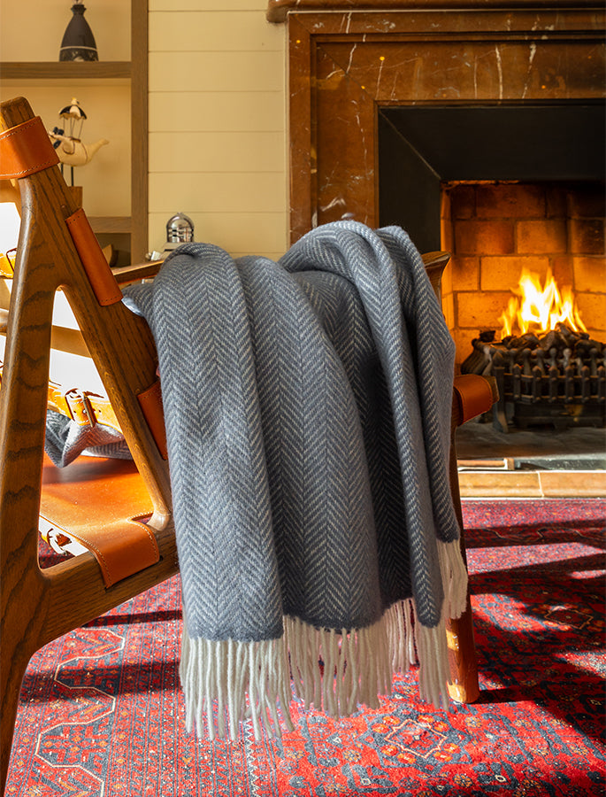 Luxury Cashmere Wool Throw - Grey Herringbone