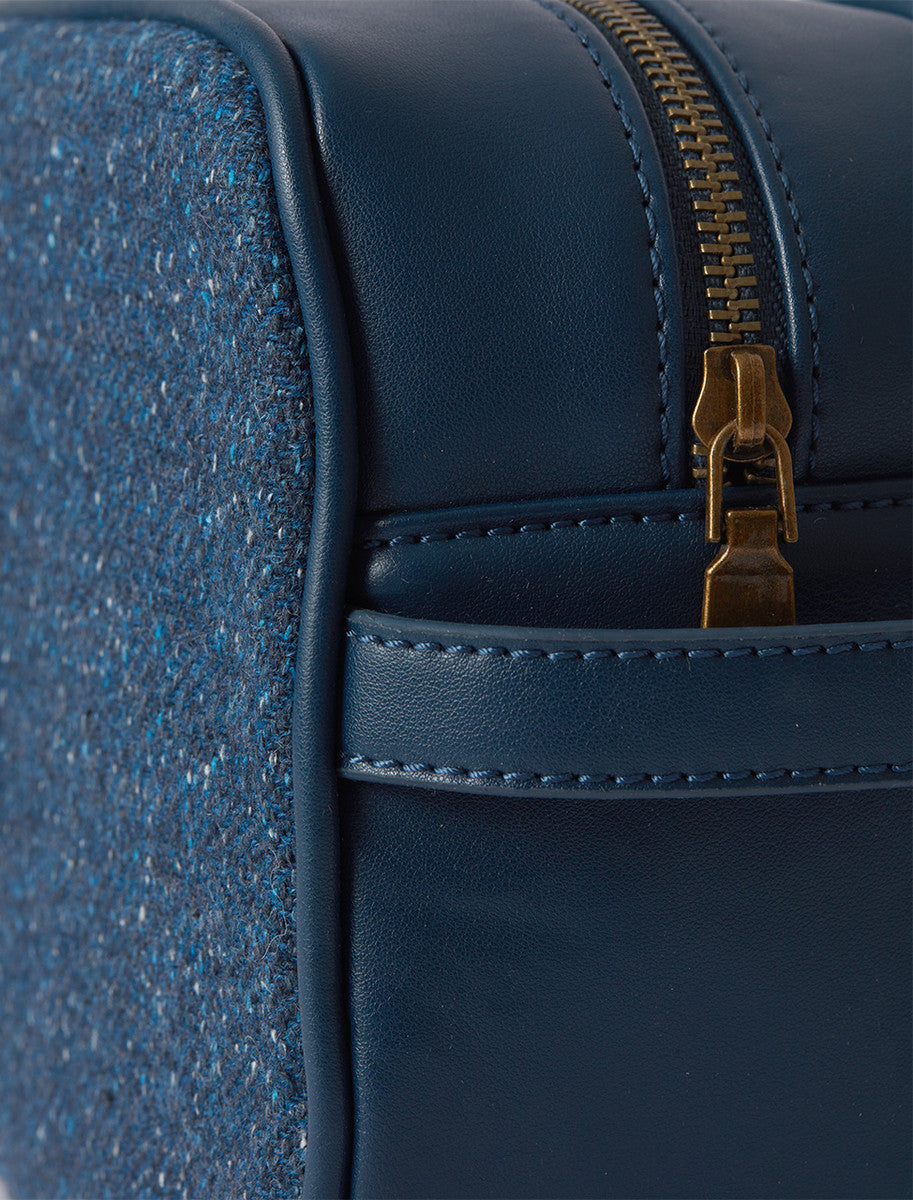 Kerry Tweed Washbag - Midnight Blue