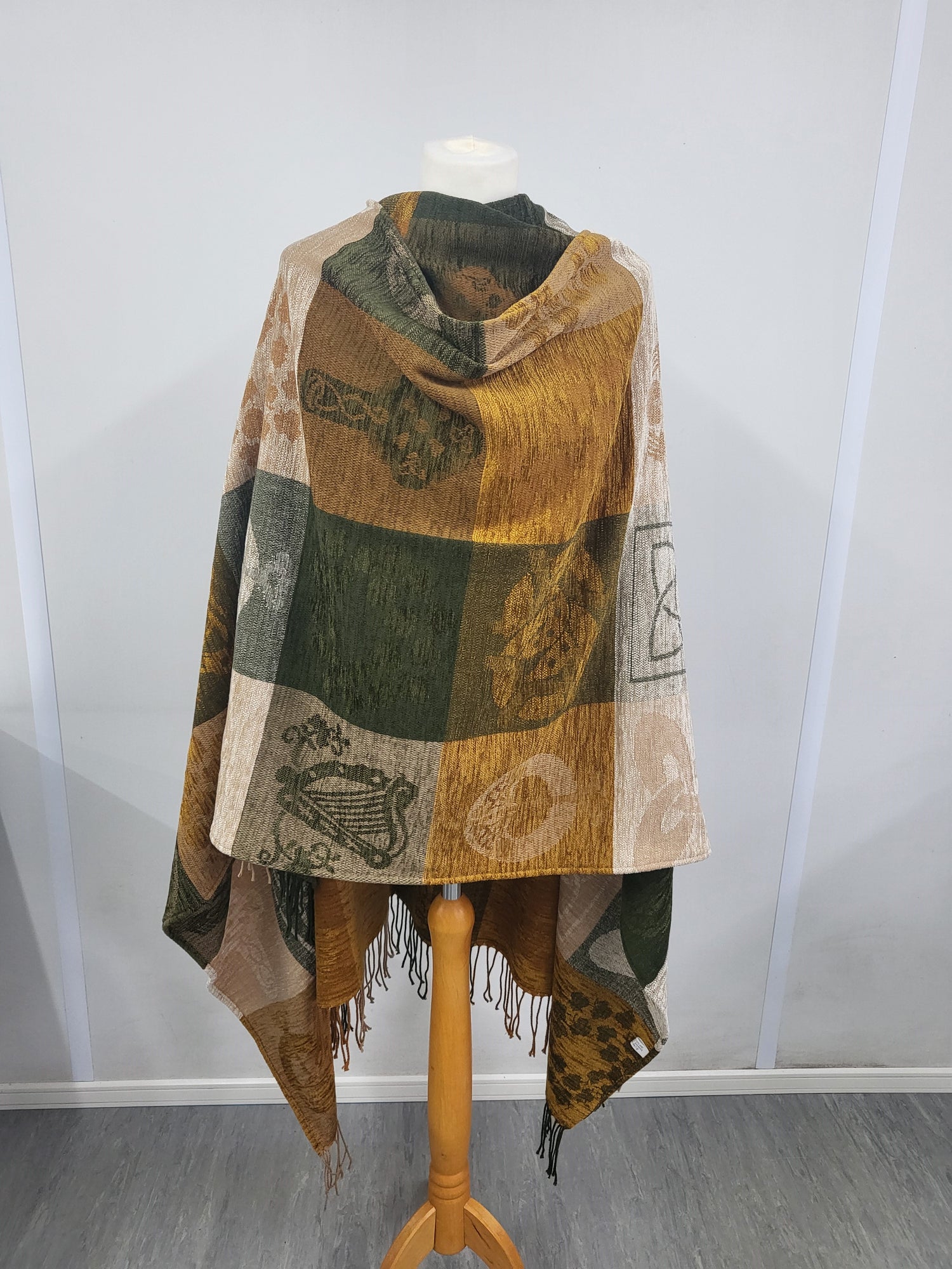 Lambswool Celtic Ruana Wrap