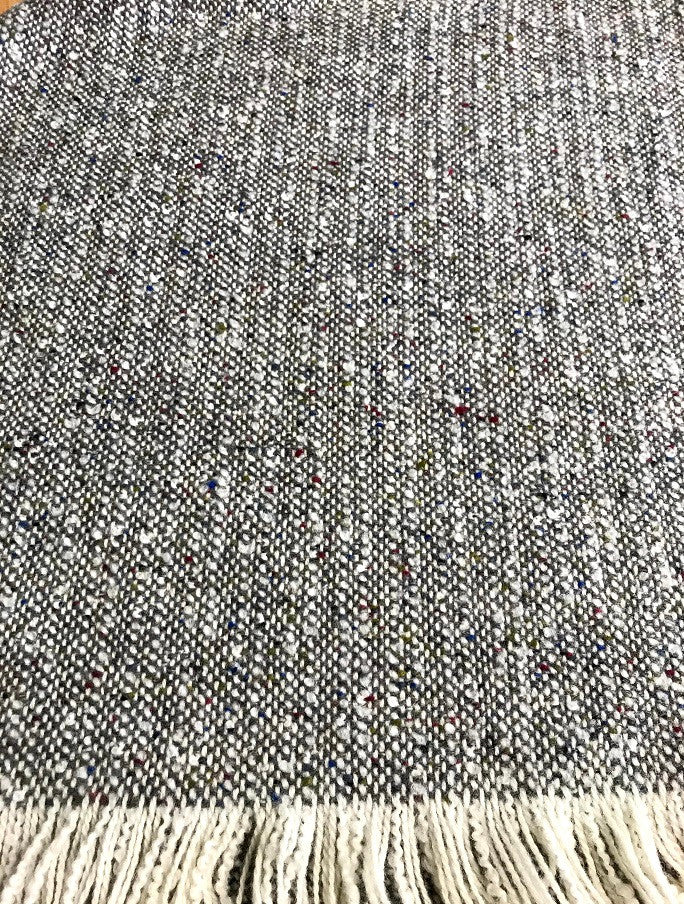 Handwoven Ladies Tweed Fringed Poncho -Granite detail