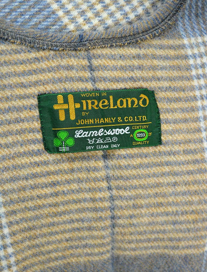 Sue Cape - Sky Beige Plaid