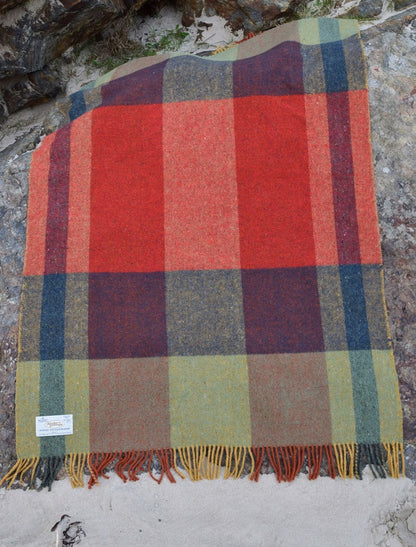 Donegal Tweed Mediterranean Fringed Throw - Rose
