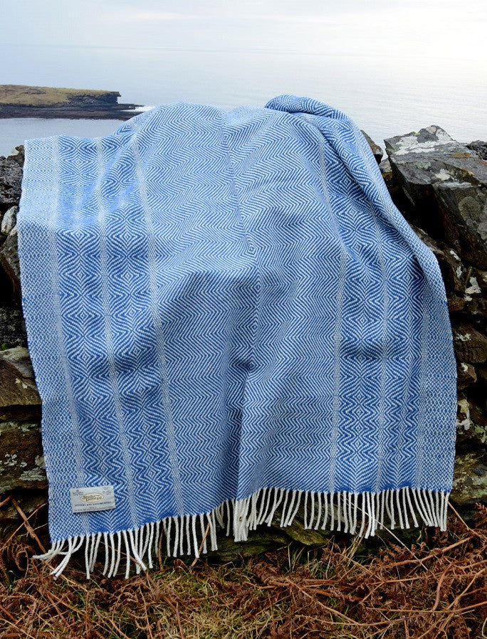 Donegal Tweed Large Undulating Twill Throw - Cornflower 