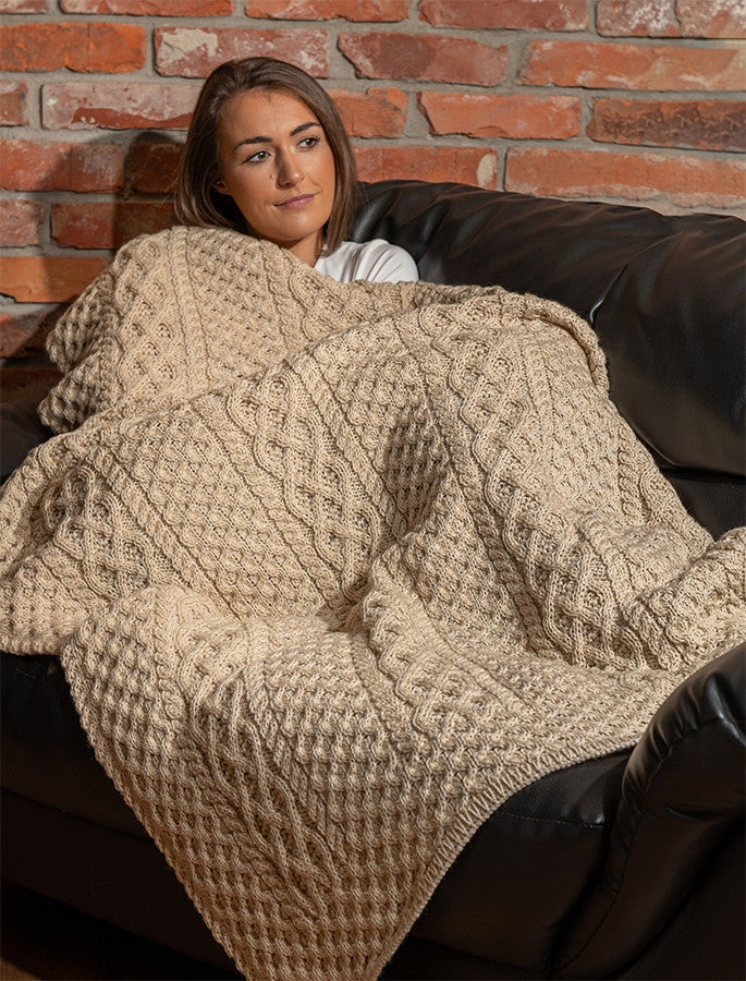 Merino Aran Throw - Oatmeal 