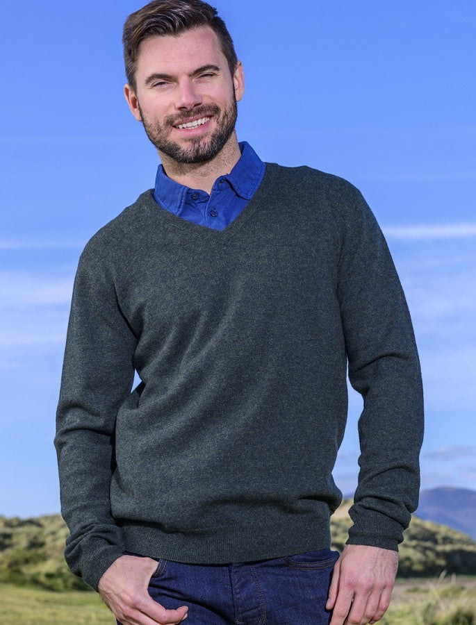 Mens Lambswool V-Neck Sweater - Charcoal 