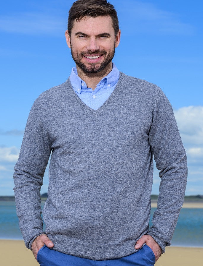 Mens Lambswool V-Neck Sweater - Grey Smoke 