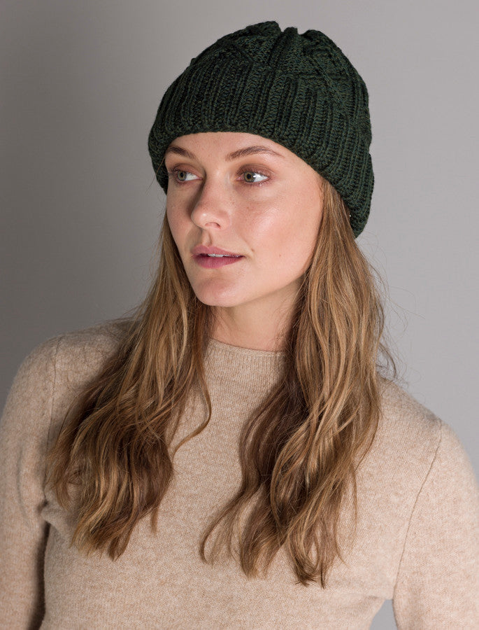 Ladies Aran Super Soft Merino Wool Hat - Seaweed Green 