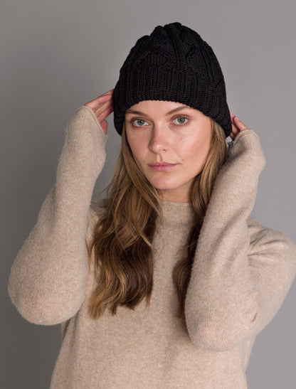 Ladies Aran Super Soft Merino Wool Hat - Black 