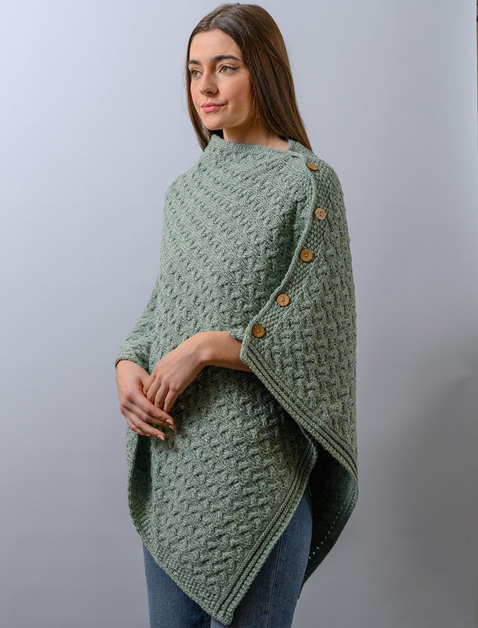 Extra Soft Trellis Poncho - Seafoam 