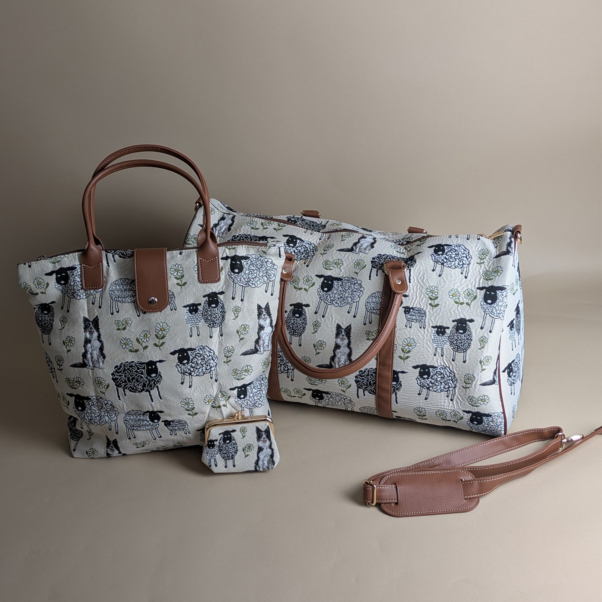 Sheep &amp; Collie Tapestry Weekender Foldaway Set
