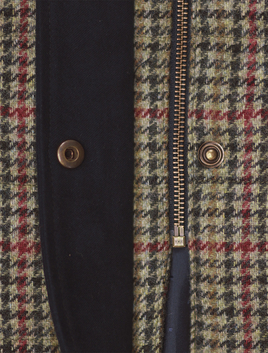 Aideen Tweed Gilet – Hacking Check Button Detail 