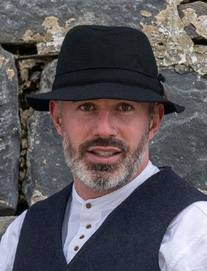 Tweed Walking Hat - Black