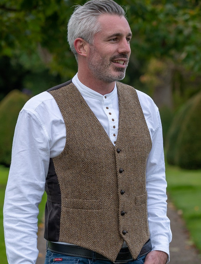 Donegal Tweed Waistcoat - Brown 