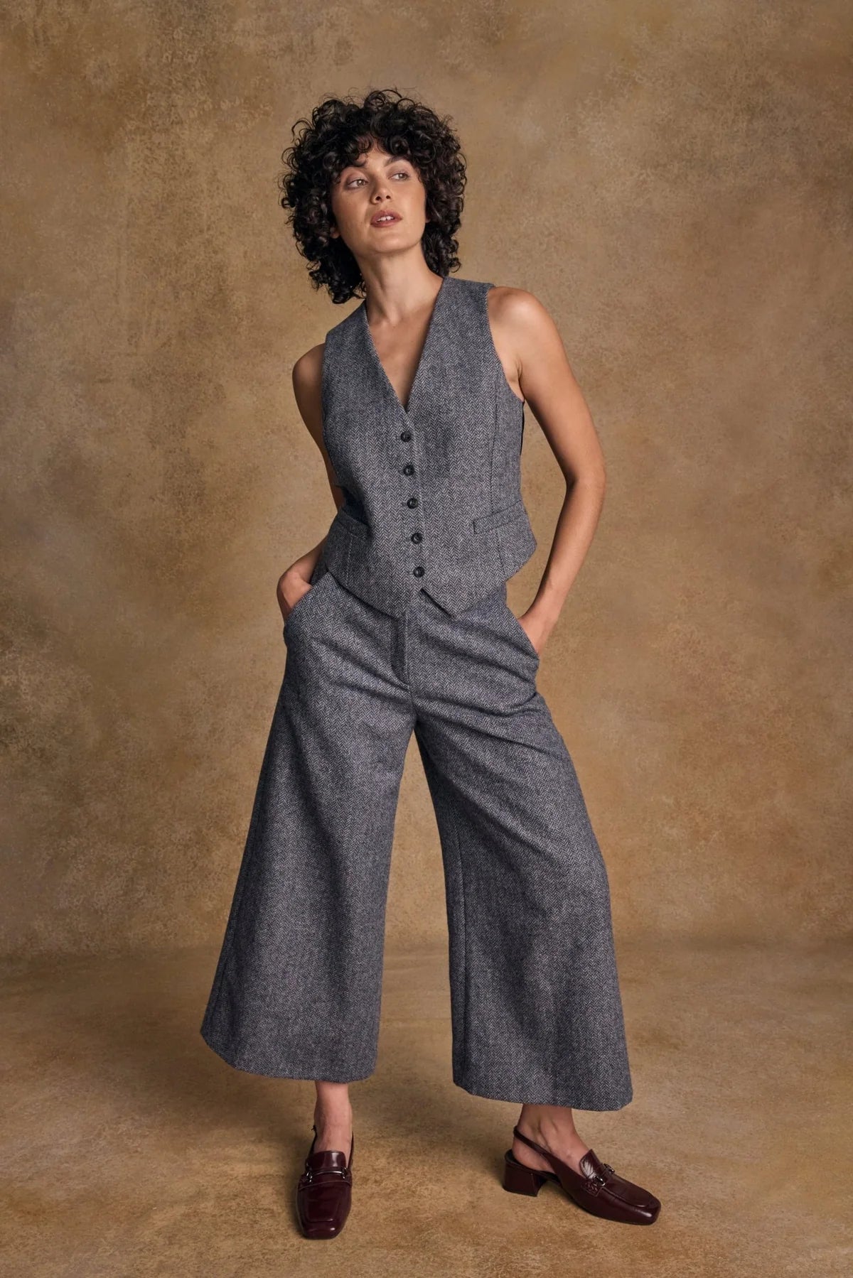 Enya Tweed Culottes - Green Herringbone | Jack Murphy – Weavers of Enya Tweed Culottes - Green Herringbone | Jack Murphy – Weavers of