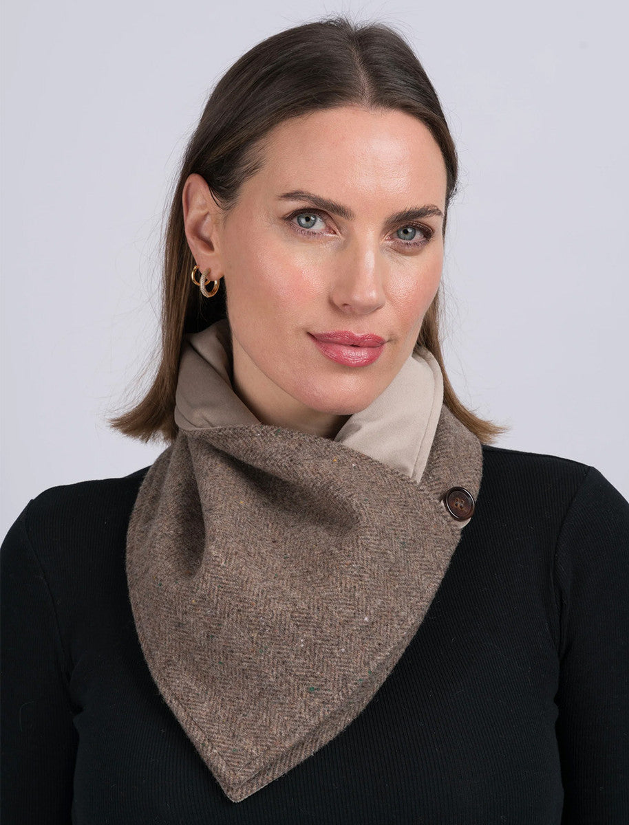 Luxurious Wool Tweed Snood - Fawn