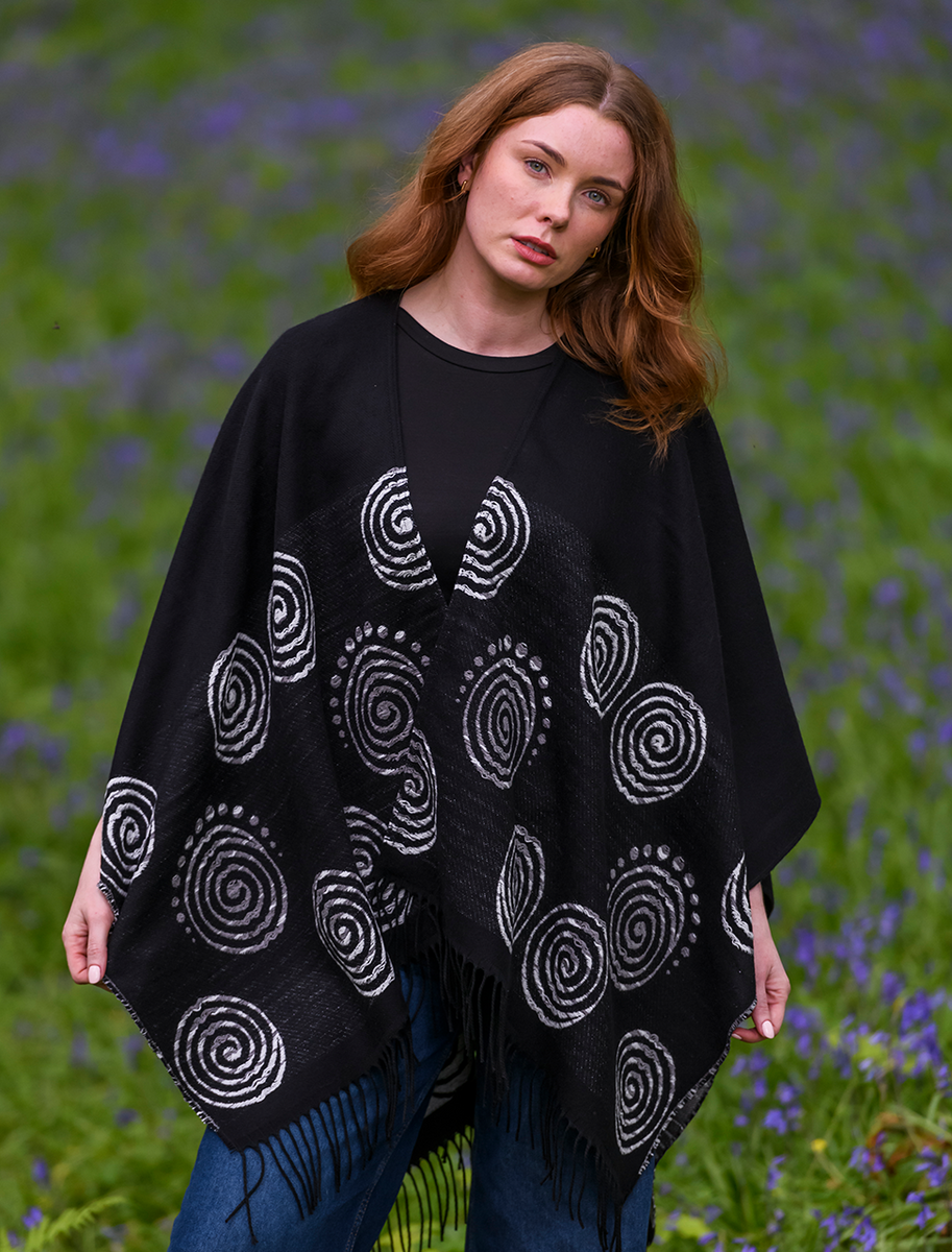 Fringed Celtic Spiral Shawl - Black &amp; White 