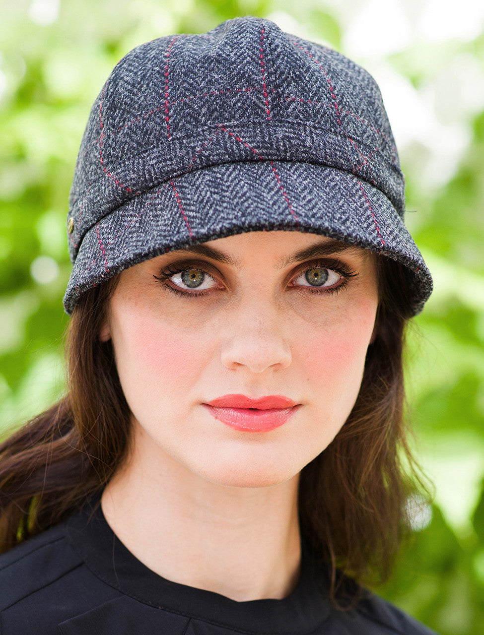 Ladies Tweed Flapper Cap - charcoal with red 