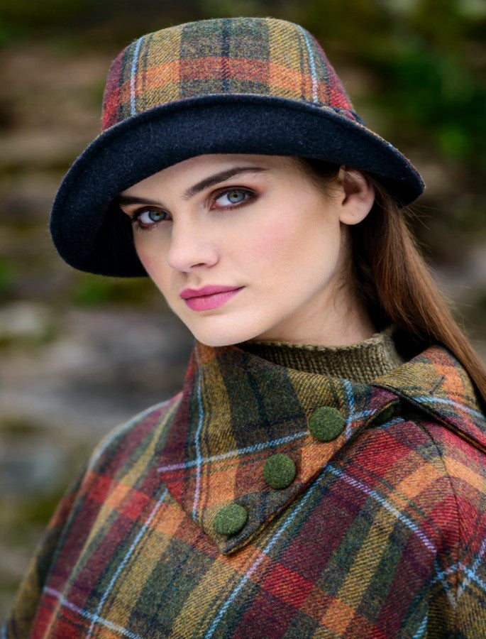 Mucros Tweed Poncho - Autumn Plaid
