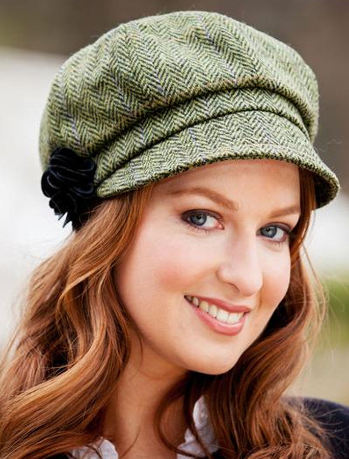Ladies Tweed Newsboy Hat - Light Green Plaid