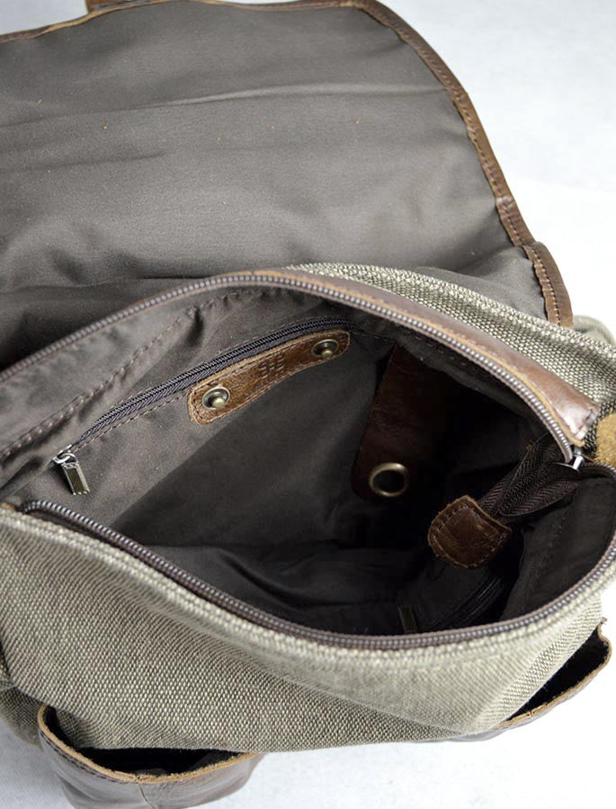 Traditional Tweed &amp; Leather Single Buckle Bag