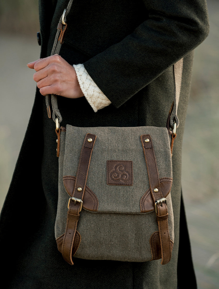 Traditional Tweed &amp; Leather Double Buckle Bag