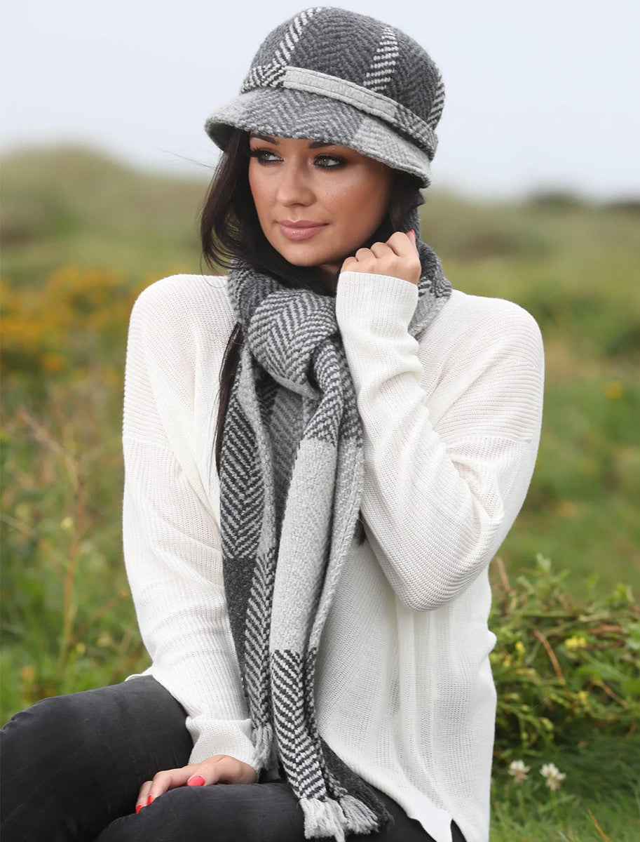 Wool Donegal Scarf - Grey 