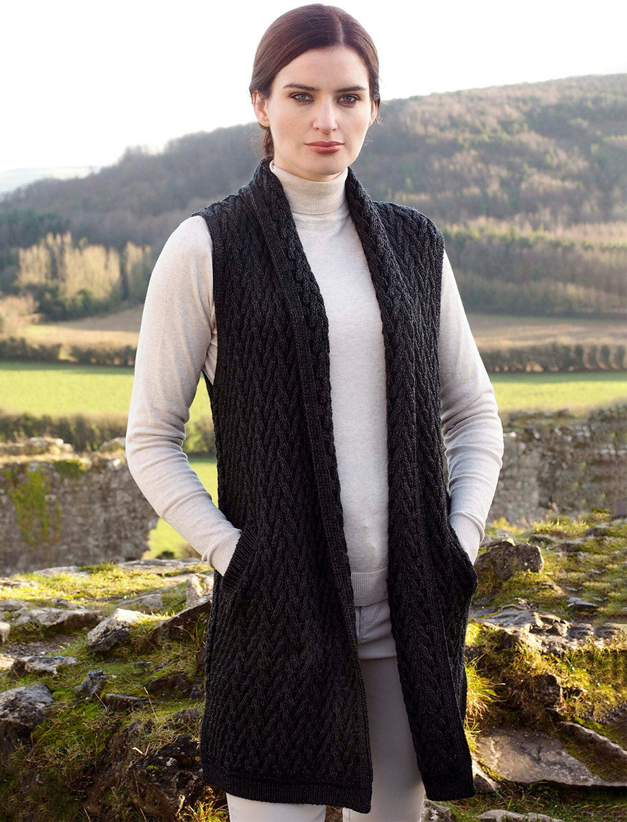 Aran Trellis Sleeveless Merino Cardigan - Charcoal 