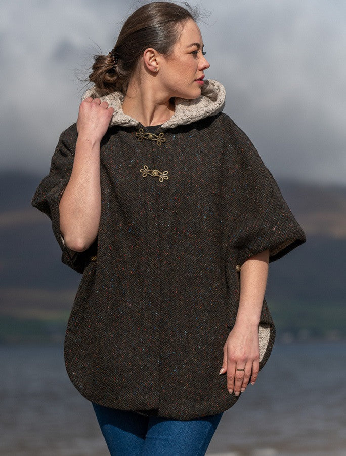 Donegal Tweed Cape with Aran Collar - Army Green 