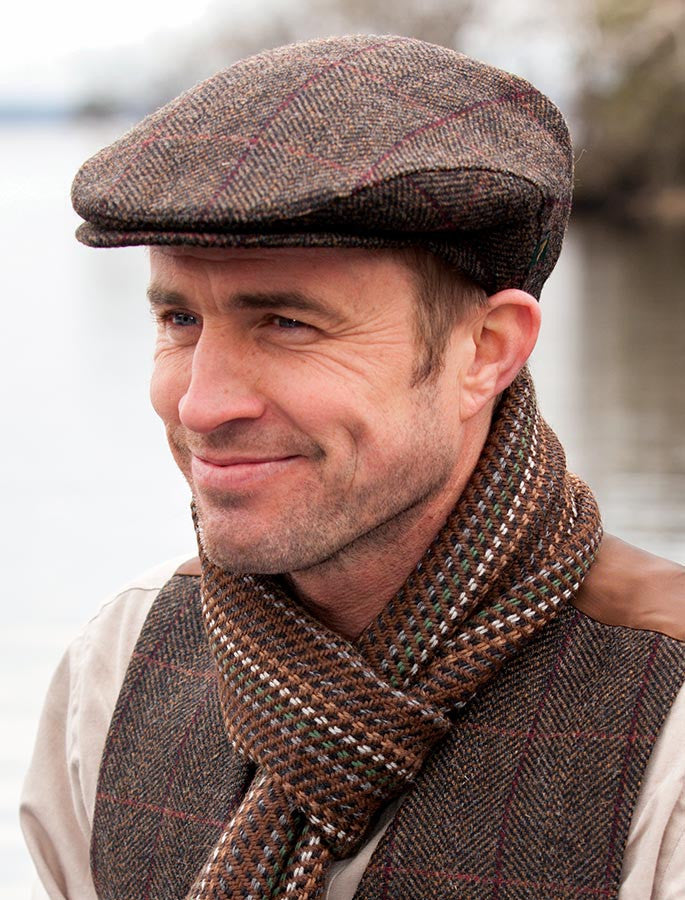 Trinity Tweed Flat Cap - Brown with Red